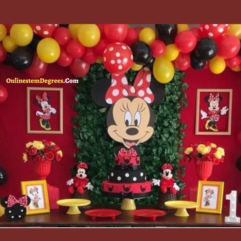 Mickie Mouse Theme Decoration Idea for 1st Birthday